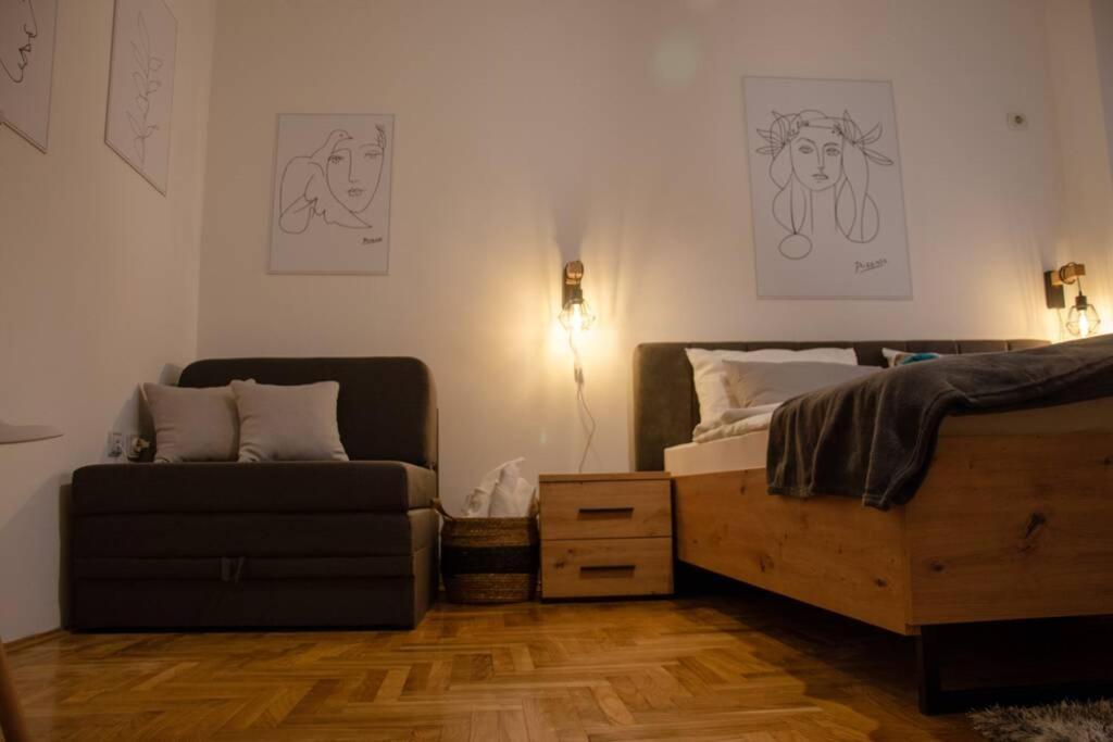 41 Apartment